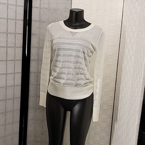 BRAND NEW PROOF KNIT WITH AN OPEN WEAVE LONG SLEEVE SWEATER - Picture 3 of 14